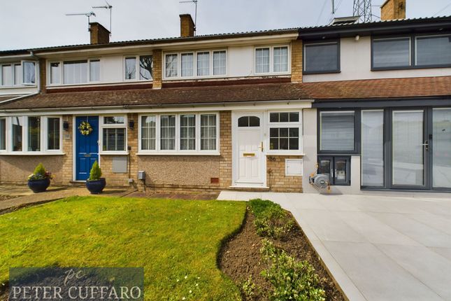 Thumbnail Terraced house for sale in Perrysfield Road, Cheshunt