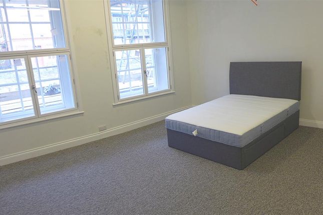 Shared accommodation to rent in Park Row, City Centre, Bristol