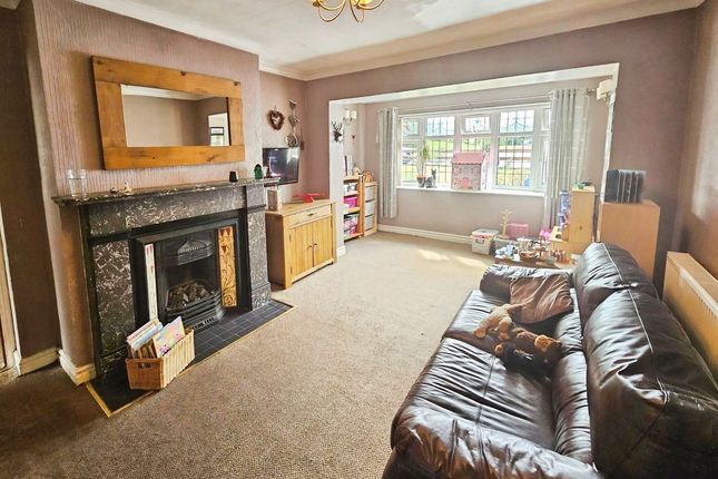6, Megstone Avenue, Cramlington photo 2