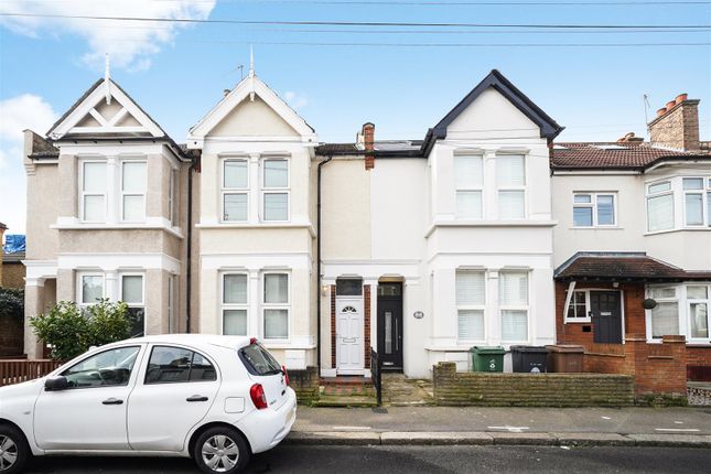 Thumbnail Property for sale in Garfield Road, London