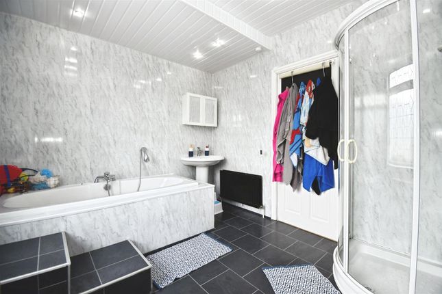 Ground Floor Bathroom