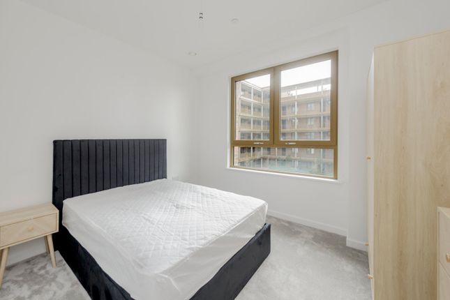Ilderton Road, London photo 5