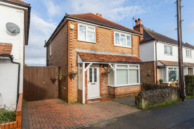Thumbnail Detached house for sale in Belmont Avenue, Guildford