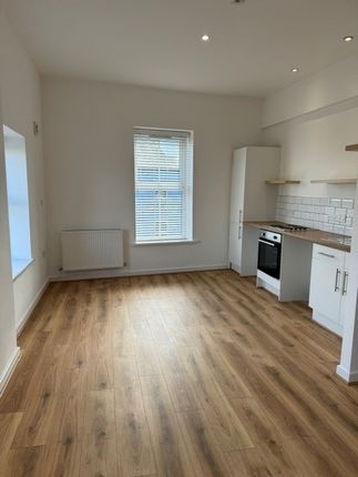 Flat 4 78 Victoria Road, Victoria Road, New Brighton photo 3