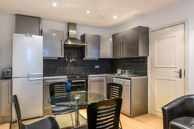 10 Englands Lane, London photo 2