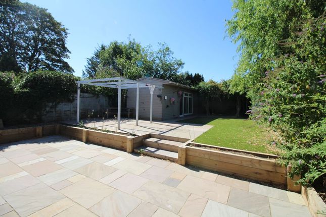 24, Brookmead, Tonbridge photo 2