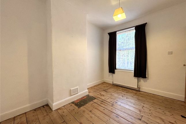 27, Lea Road, Northampton photo 5