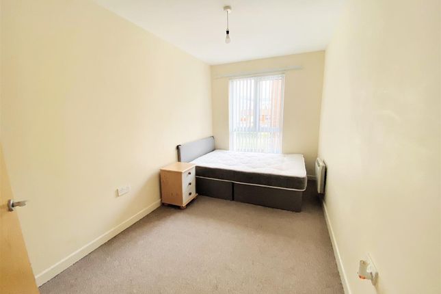 Flat for sale in Gilmartin Grove, Liverpool