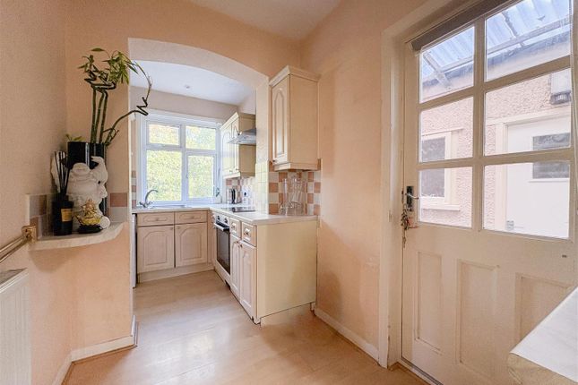 43, Upper Glen Road, St. Leonards-On-Sea photo 3