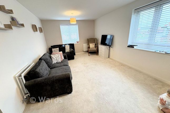 2-bed flat on 30, Cornfield Drive, Gravesend, £115,000