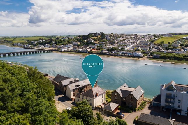 Wooder Wharf, Bideford photo 2