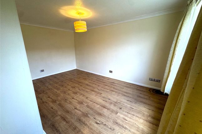 68, Birch Road, Bordon photo 4