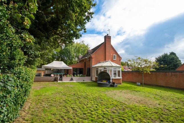 1 Preston Close, Loughborough photo 3
