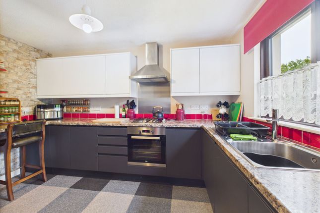 14 Tremeddan Court, Liskeard photo 4