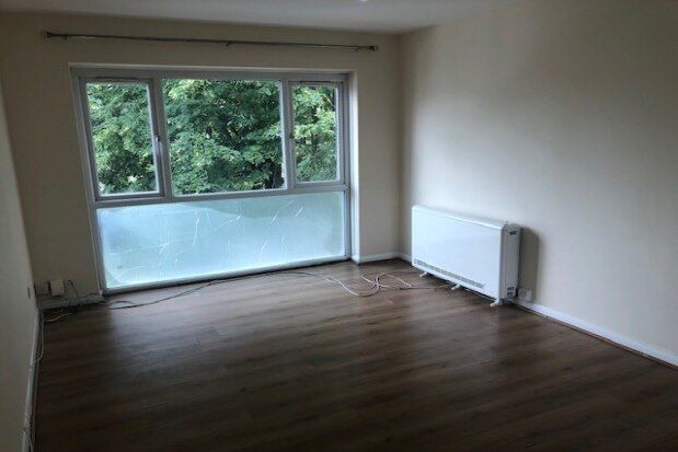 Thumbnail Flat to rent in Park Road, Wallington