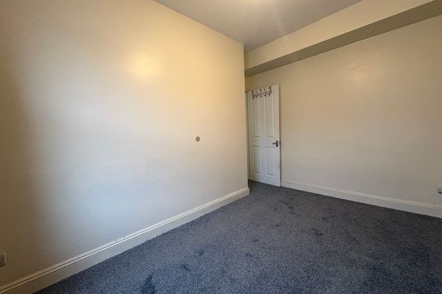 240a, Graham Road, London photo 3