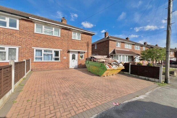 Thumbnail Semi-detached house to rent in Attlee Road, Walsall