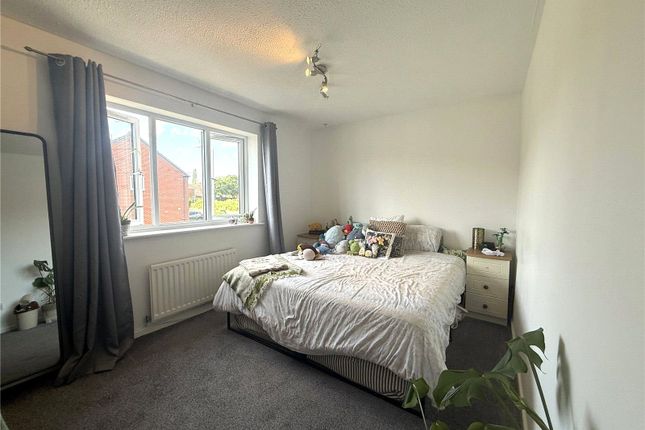 14, Edwards Drive, Stafford photo 4