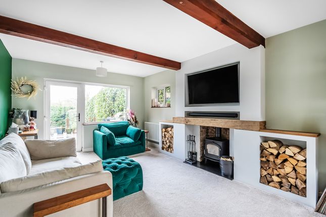 31 Beadles Lane, Oxted photo 4