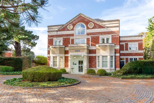 Flat for sale in Baring Road, Cowes