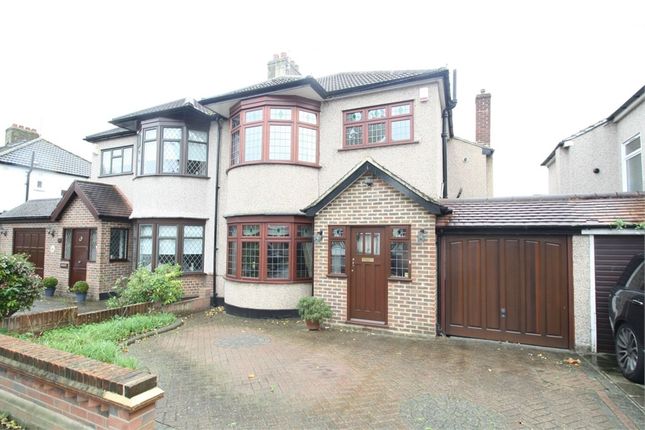 Thumbnail Semi Detached House For Sale In Beauly Way Romford Es Thumbnail Semi Detached House For Sale In Beauly Way Romford Es