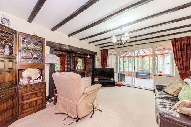 16 Leaswood Close, Newcastle photo 4