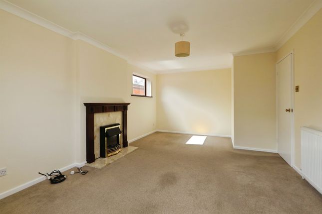 4, Steadfolds Rise, Rotherham photo 2