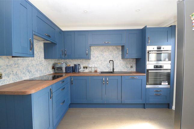 175, Kings Tamerton Road, Devon photo 2