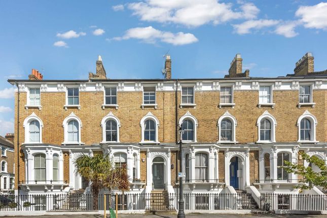 Thumbnail Property to rent in Grafton Square, London