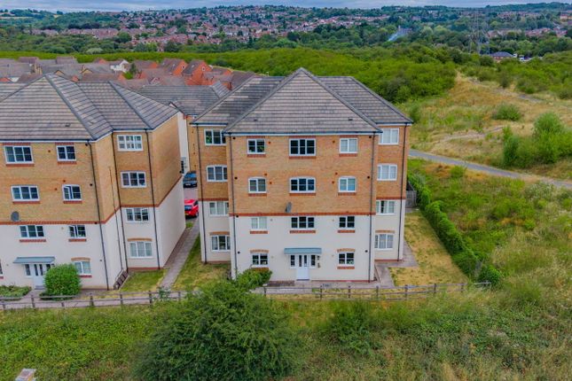 115, Field Sidings Way, Kingswinford photo 3