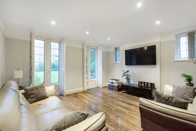 8, Chislehurst photo 3