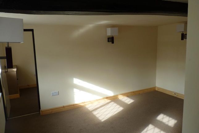 The Cottage, Ashton Road, Newton-le-Willows photo 4