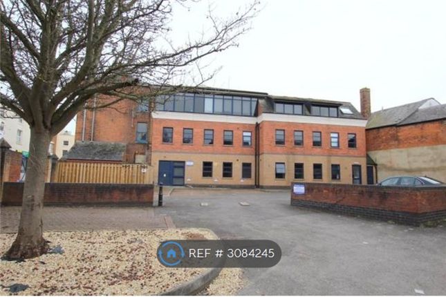 Northgate Court London Road, Gloucester photo 2
