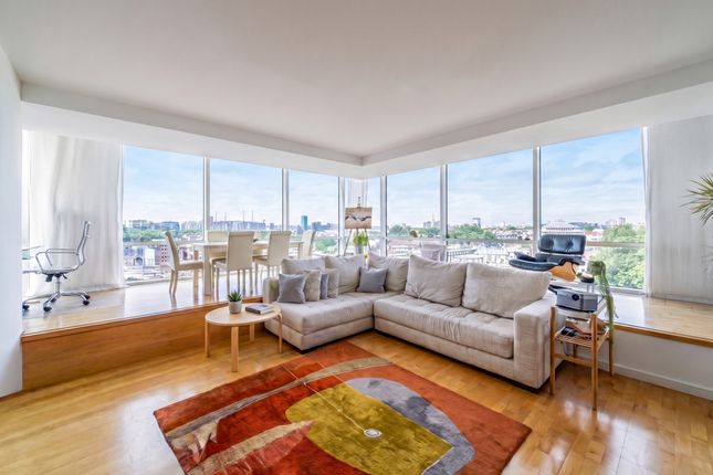 Flat 54, 152, Grosvenor Road, London photo 3