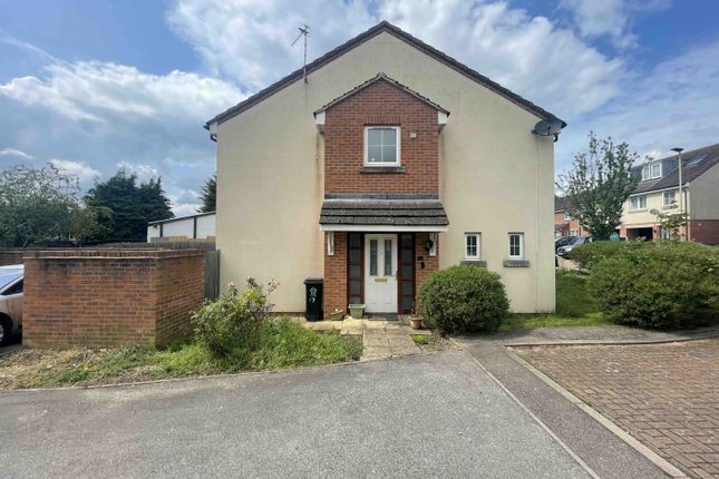 End terrace house for sale in Woodleigh Close, Leicester