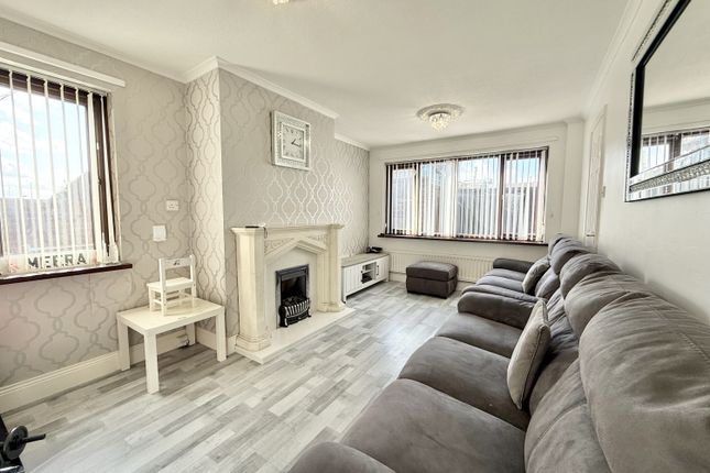 1, Lindsay Close, Sunderland photo 3