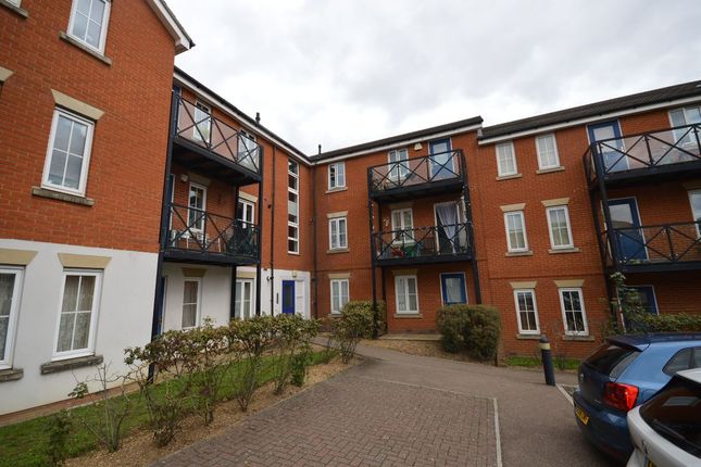 Thumbnail Flat to rent in Hevingham Drive, Chadwell Heath, Romford