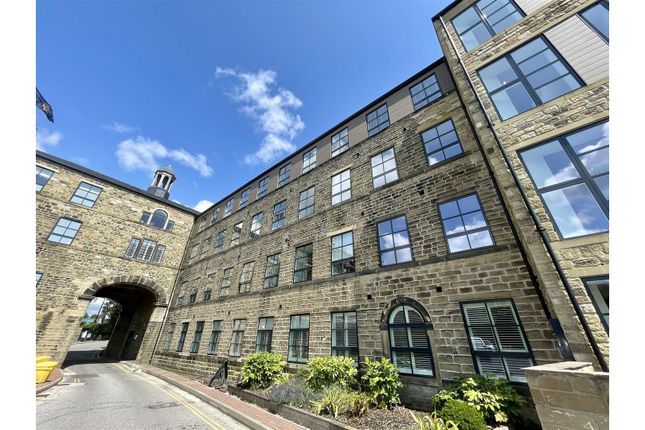 Thumbnail Flat for sale in River View, Keighley