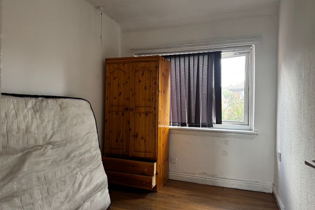 902, Warwick Road, Birmingham photo 4