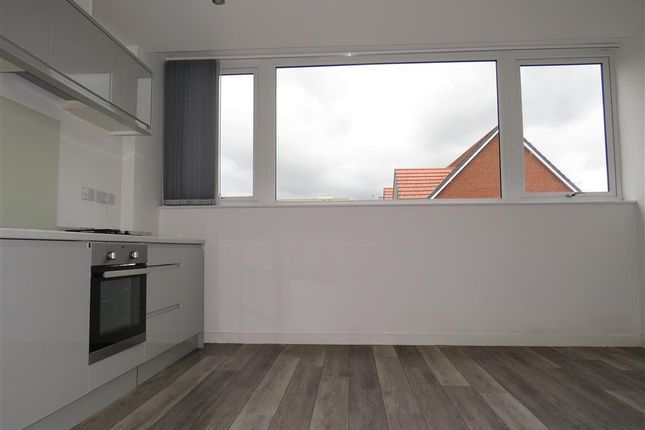 202A, COVENTRY photo 3
