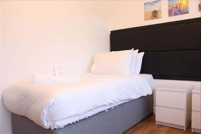 Thumbnail Flat to rent in Albion Place, Maidstone