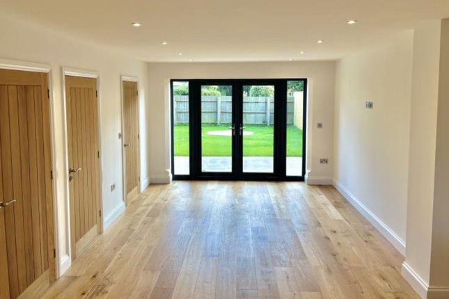 The Pines, Rat Row, Wisbech photo 3