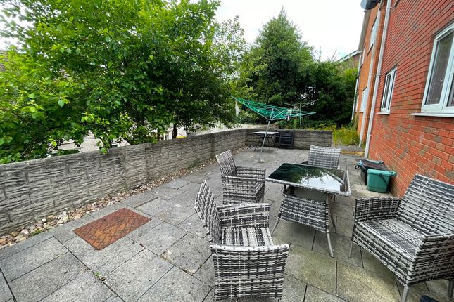 40b High Street, Neath photo 2