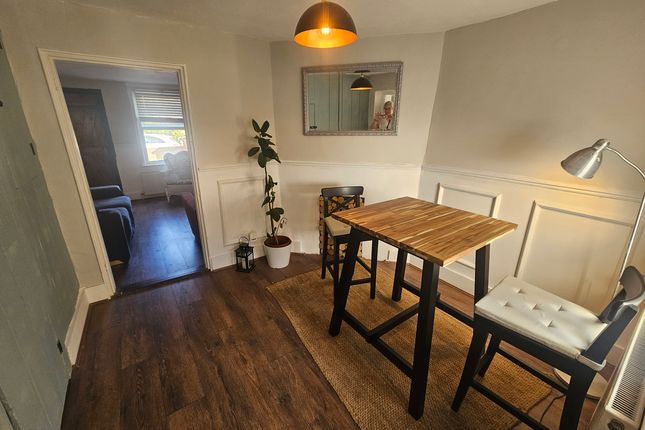 608, Maidstone photo 2