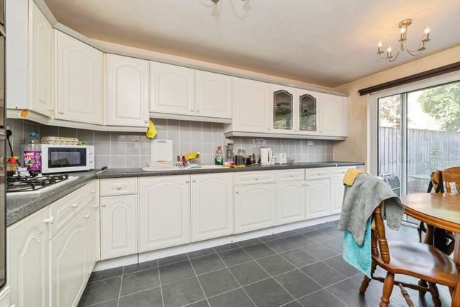 27, Witton Court, Tyne and Wear photo 4