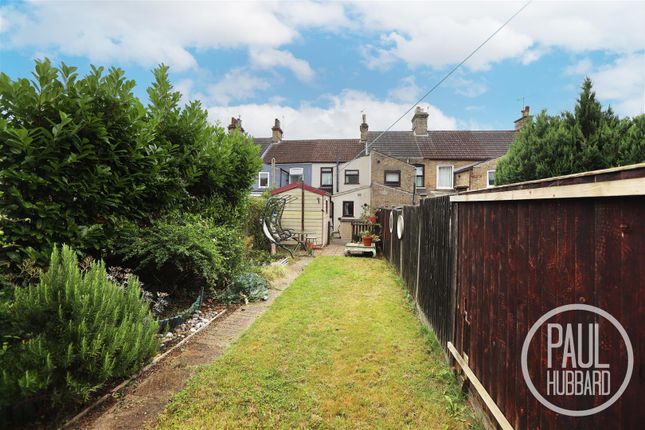 96, Morton Road, Lowestoft photo 3