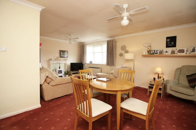 9, Salisbury Court, Poulton-le-Fylde photo 4