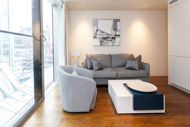 Flat 1503, 5, Moor Lane, London photo 4