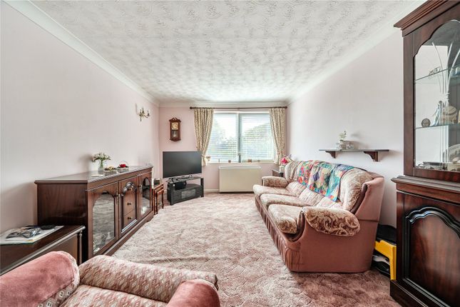 Flat 28, Homewell House,, The Moors, Oxfordshire photo 2