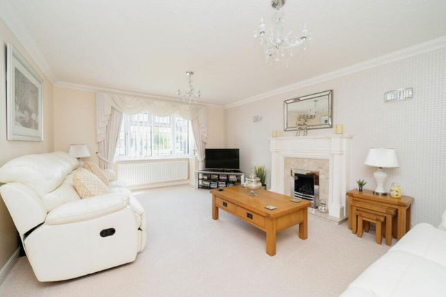 11, Weald Drive, Little Sutton, Ellesmere Port photo 4